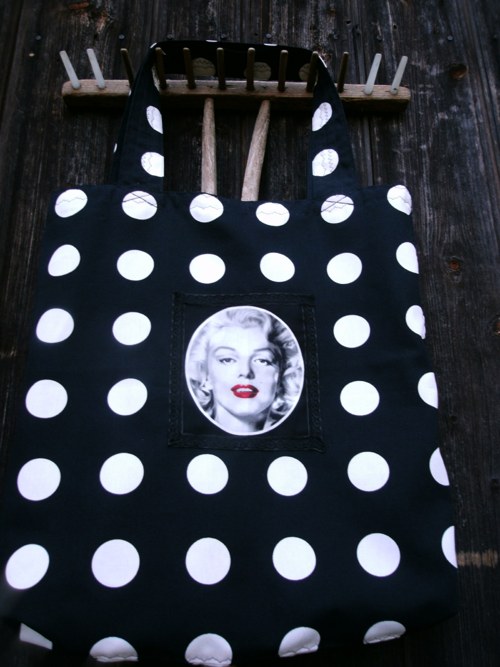 Marylin in black dots — foto 3