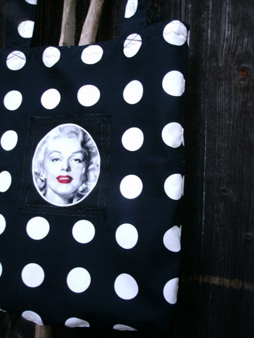Marylin in black dots — foto 4