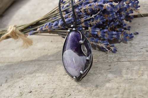 Ametystový talisman — foto 3