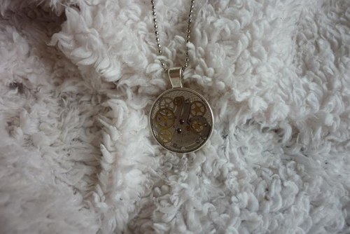 Přívěsek steampunk čirý — foto 2