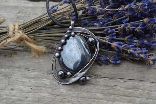 Hematitový talisman — foto 2