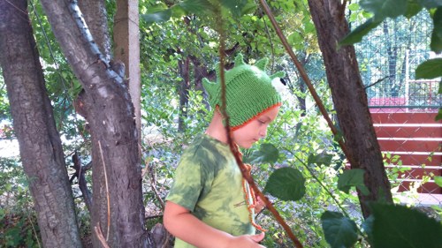 Dětská čepice Dinosaurus — foto 3
