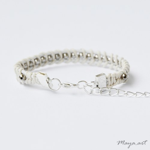 Bílý náramek WRAP BRACELET — foto 2