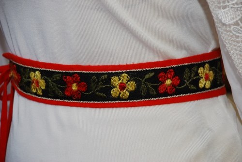 Látkový pásek s kvítky — foto 3
