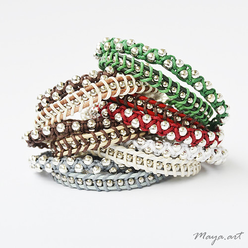Bílý náramek WRAP BRACELET — foto 4