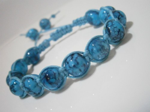Tyrkysový náramek (macramé/shamballa) — foto 3