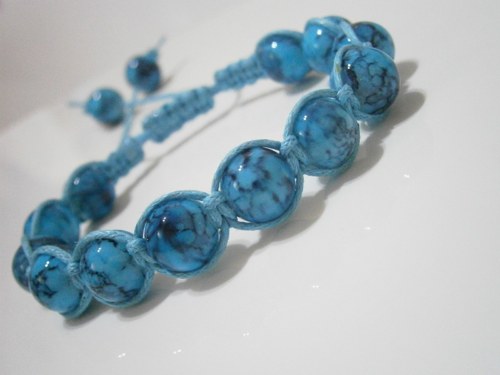 Tyrkysový náramek (macramé/shamballa) — foto 5