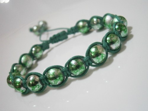 Do zelena...náramek (macramé/shamballa) — foto 2