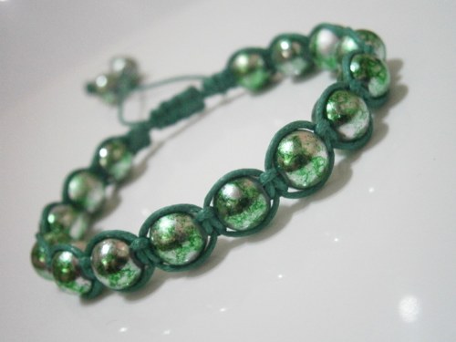 Do zelena...náramek (macramé/shamballa) — foto 4