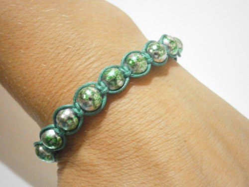 Do zelena...náramek (macramé/shamballa) — foto 6