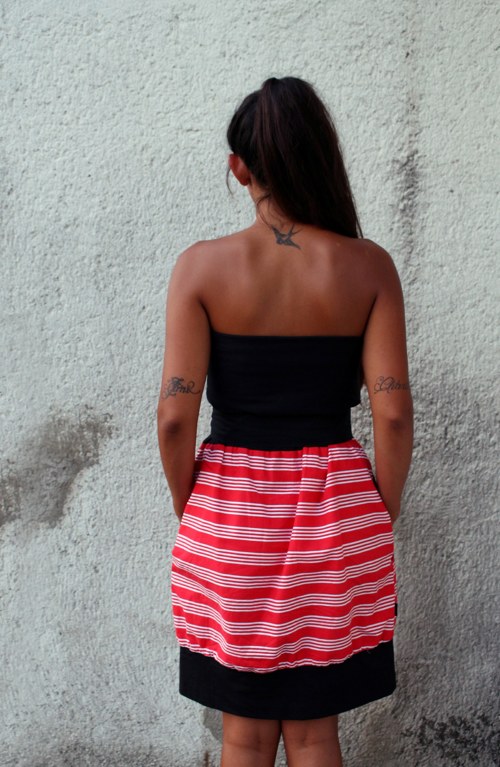 Šaty LIUC stripes rot — foto 3