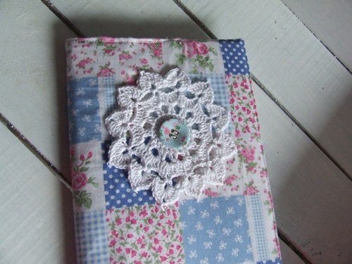 Obal + notes patchwork — foto 2