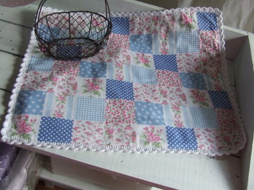 Středový ubrousek patchwork — foto 2