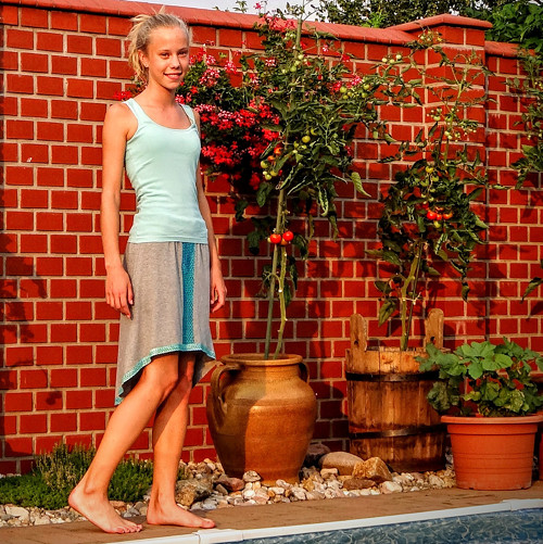 ASYMETRICKÁ (ručně malovaná) — foto 2