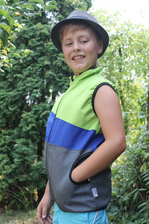 Softshellová vestička sešívaná :) — foto 3