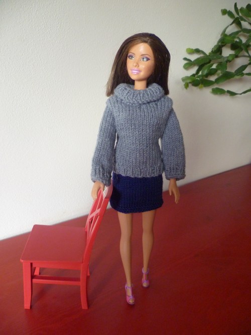 Svetr se sukénkou pro barbie — foto 2