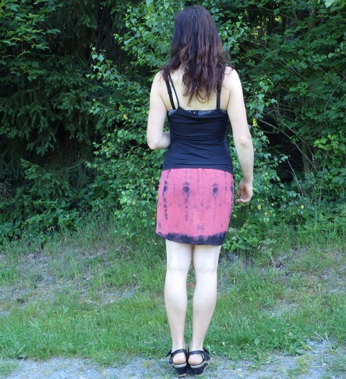Batikovaná minisukně — foto 3
