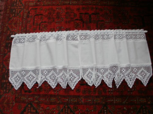 Dvě záclonky s látkou_ — foto 5