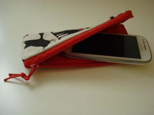 Obal na mobil - černé kočky — foto 2
