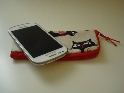 Obal na mobil - černé kočky — foto 3