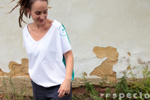 Triko oversized ............ M - L — foto 2