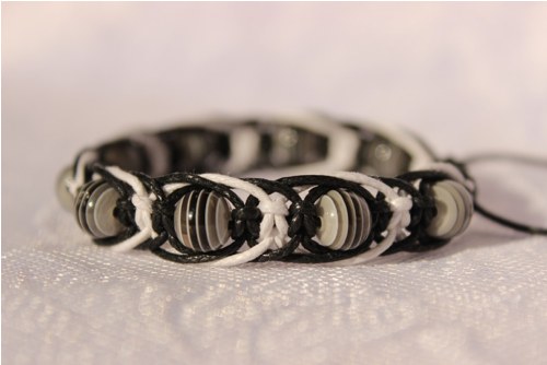 Náramek macramé/shamballa — foto 2