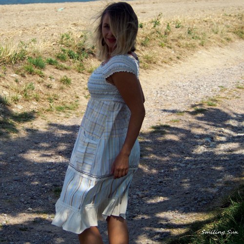 ...ve stínu stromů... - šaty — foto 3