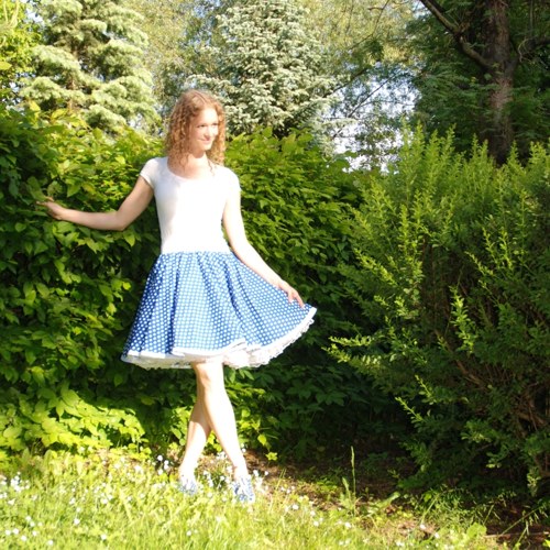 Modrá puntíkovaná sukně — foto 2