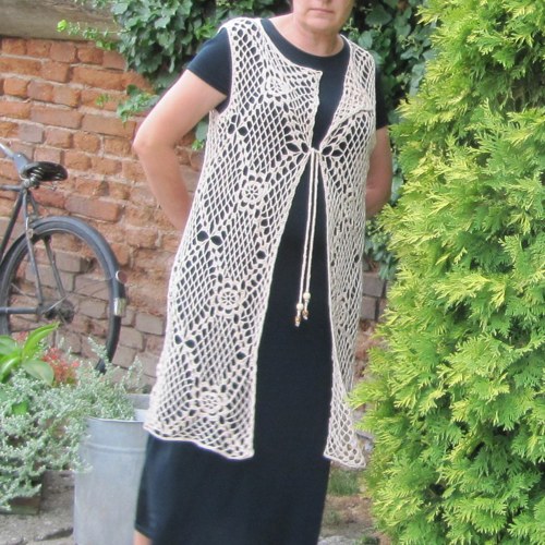 Háčkovaná vesta — foto 2