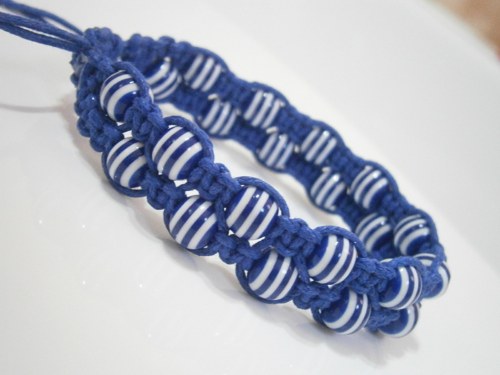 Dvojitý námořnický náramek (macramé/shamballa) — foto 2