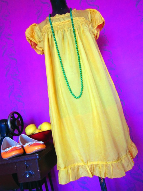 Šaty yellow v hedvábí — foto 2