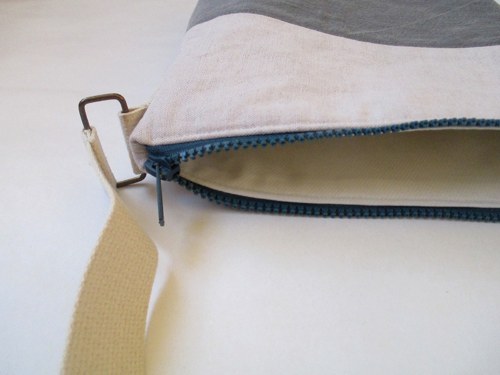 Cross body pruhovaná — foto 3