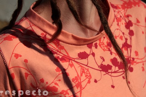 Triko ............ S - M — foto 4