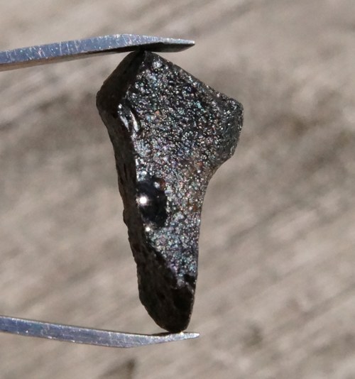 Tektit, meteorit D709 — foto 2