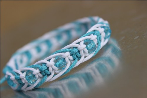 Nebeské pohlazení.. Náramek macramé — foto 2