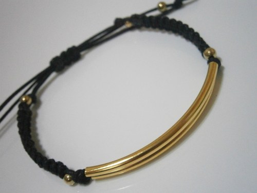 "Elegance" - náramek černo/zlatý (macramé) — foto 4