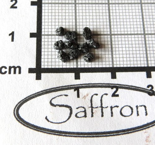 Černý surový diamant vrtaný cca 3 mm, 1ks — foto 3