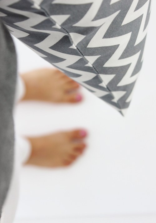 Povlak na polštář "Simple Chevron" šedá — foto 3