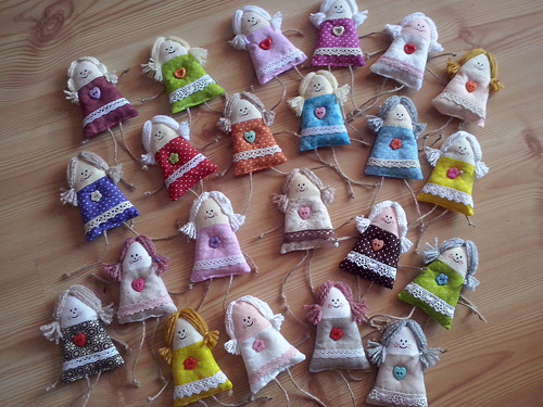 Barevní mini andílci pro štěstí — foto 2