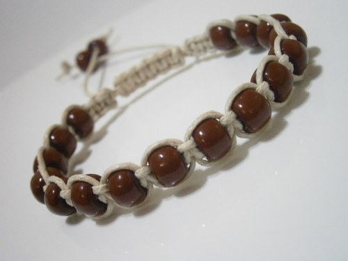 Hnědo-béžový náramek (macramé) - Unisex — foto 3