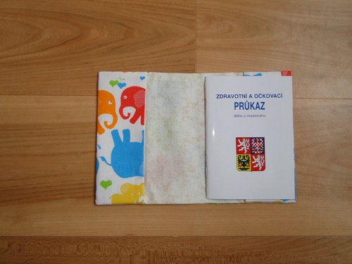 Obal na očkovací průkaz — foto 2