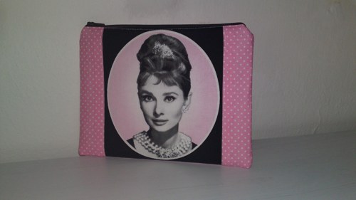 Kapsička s Audrey — foto 2