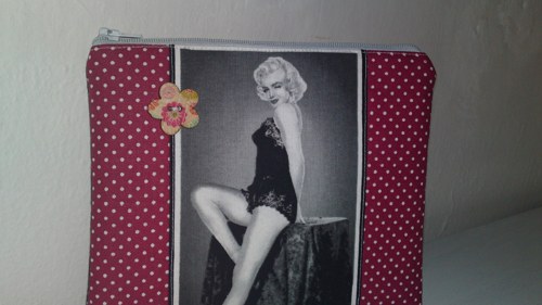Kapsička s Marilyn — foto 3