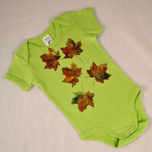 Barevné dětské body s listy — foto 2