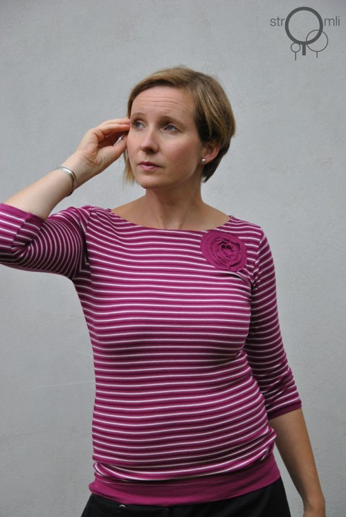 Lila pruhy s aplikací, vel. M — foto 2