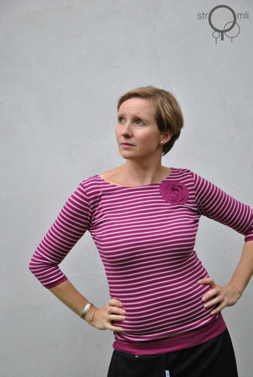 Lila pruhy s aplikací, vel. S — foto 3