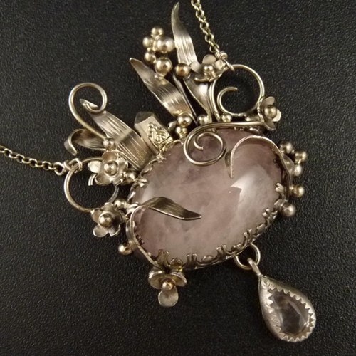Bydlím si v trávě..amulet — foto 3