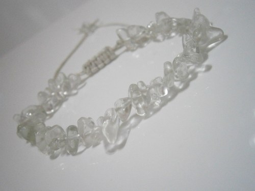Křišťál - náramek (macramé) — foto 2