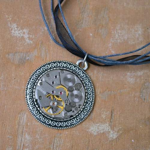 Steampunkový Náhrdelník — foto 2