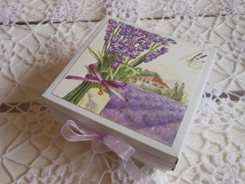 LÁN LEVANDULÍ - dárková krabička 8x8x3 cm — foto 3